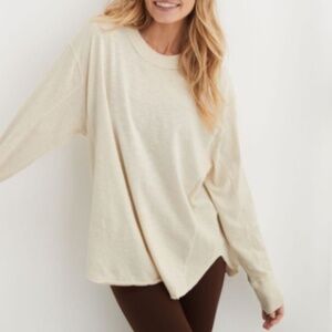 Gently worn Aerie Long Sleeve Oversized Boyfriend T-Shirt XL heather frost